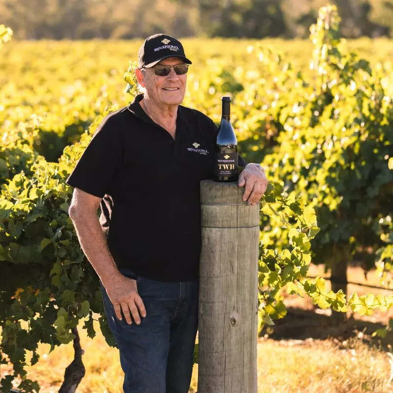 2018 TWH SHIRAZ CABERNET - Image 2